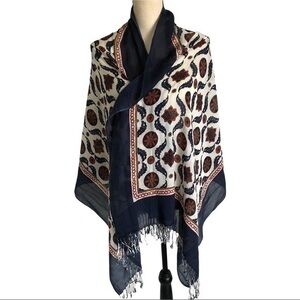 Vintage Large Floral Pattern Scarf With Hem Fringe
